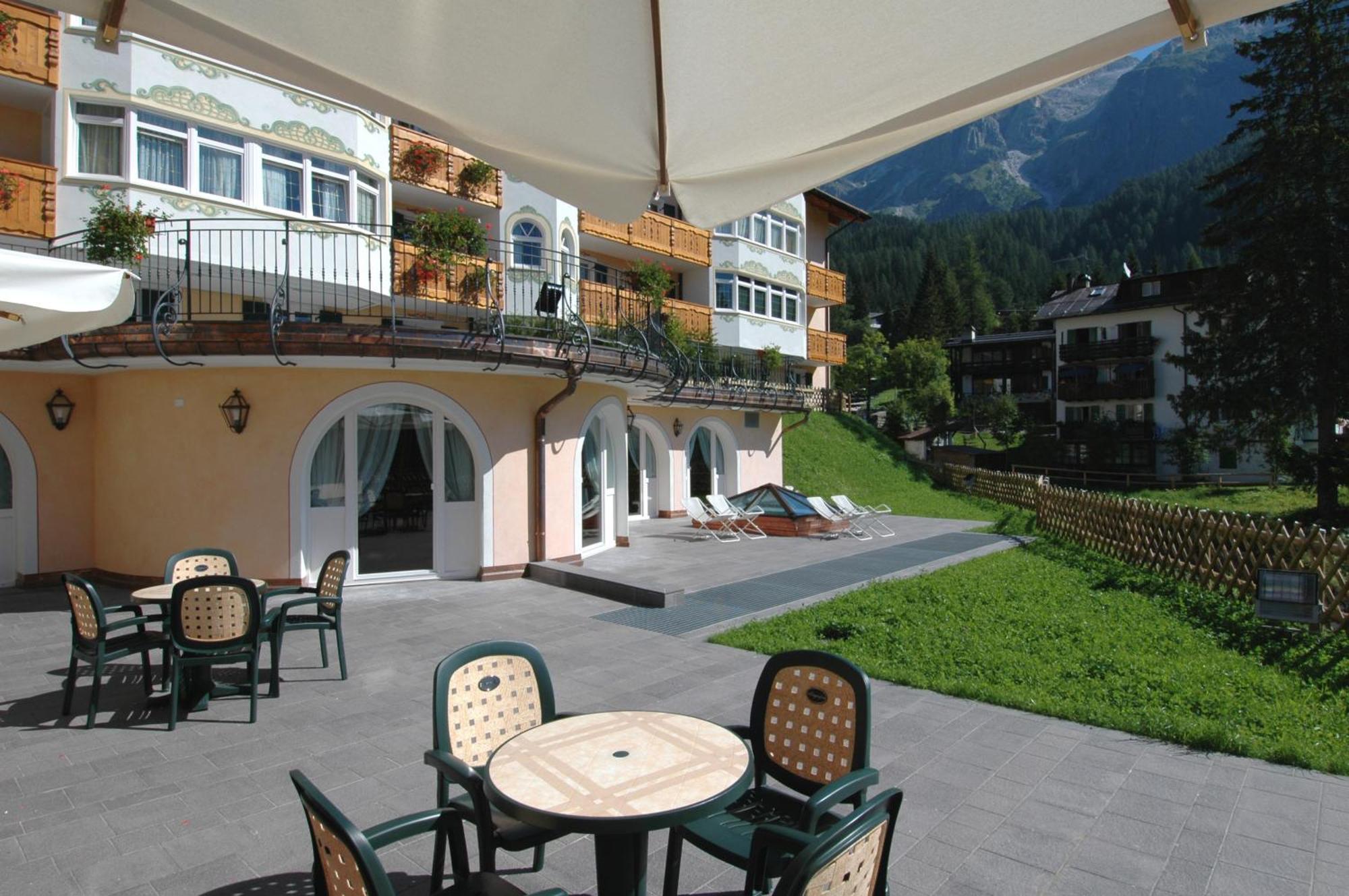 Aparthotel Pez Gajard