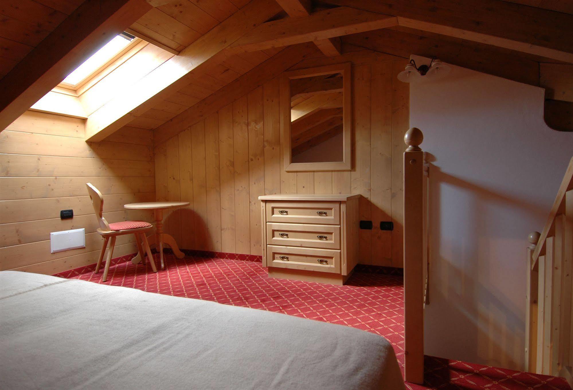 Pez Gajard Aparthotel