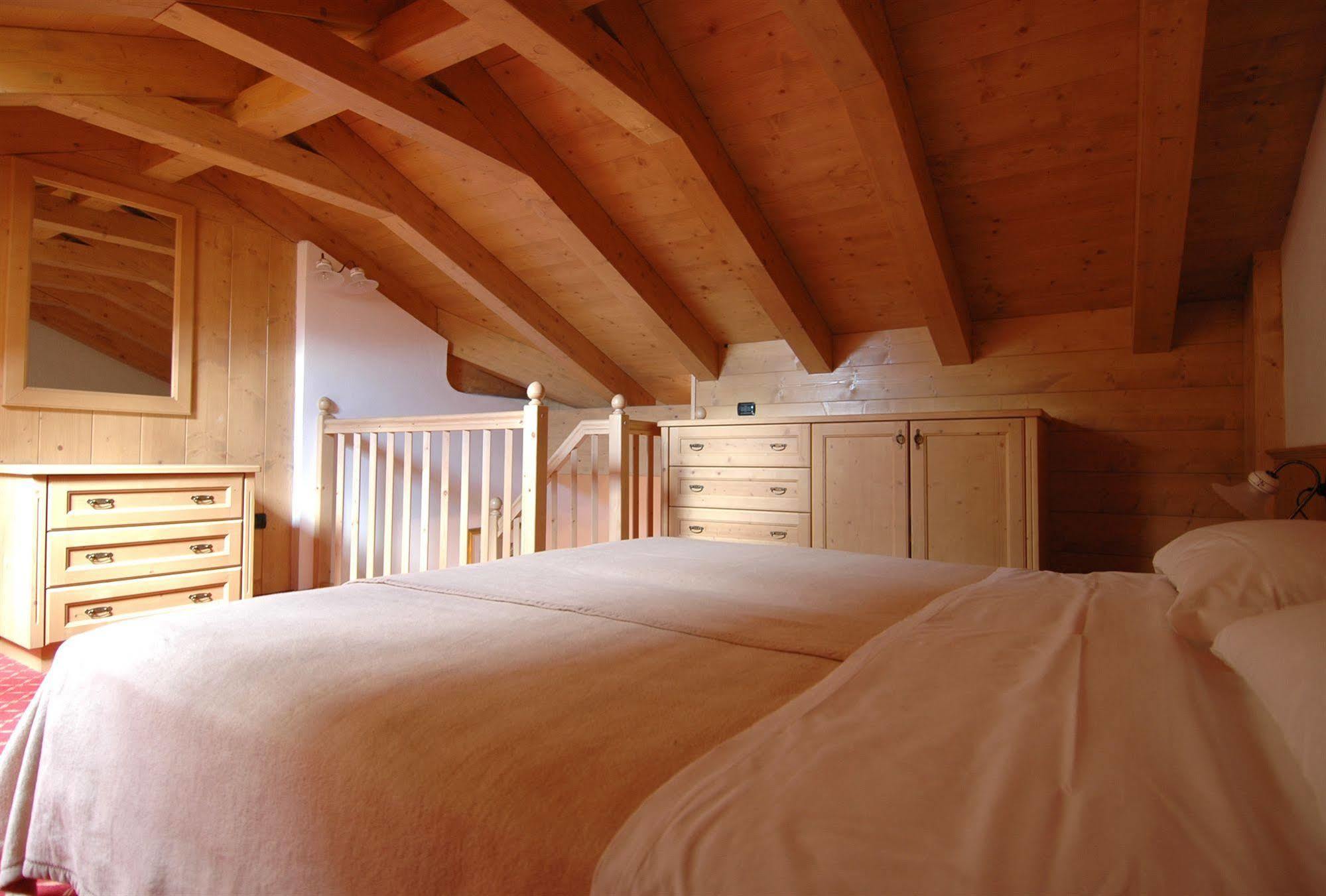 Pez Gajard Aparthotel