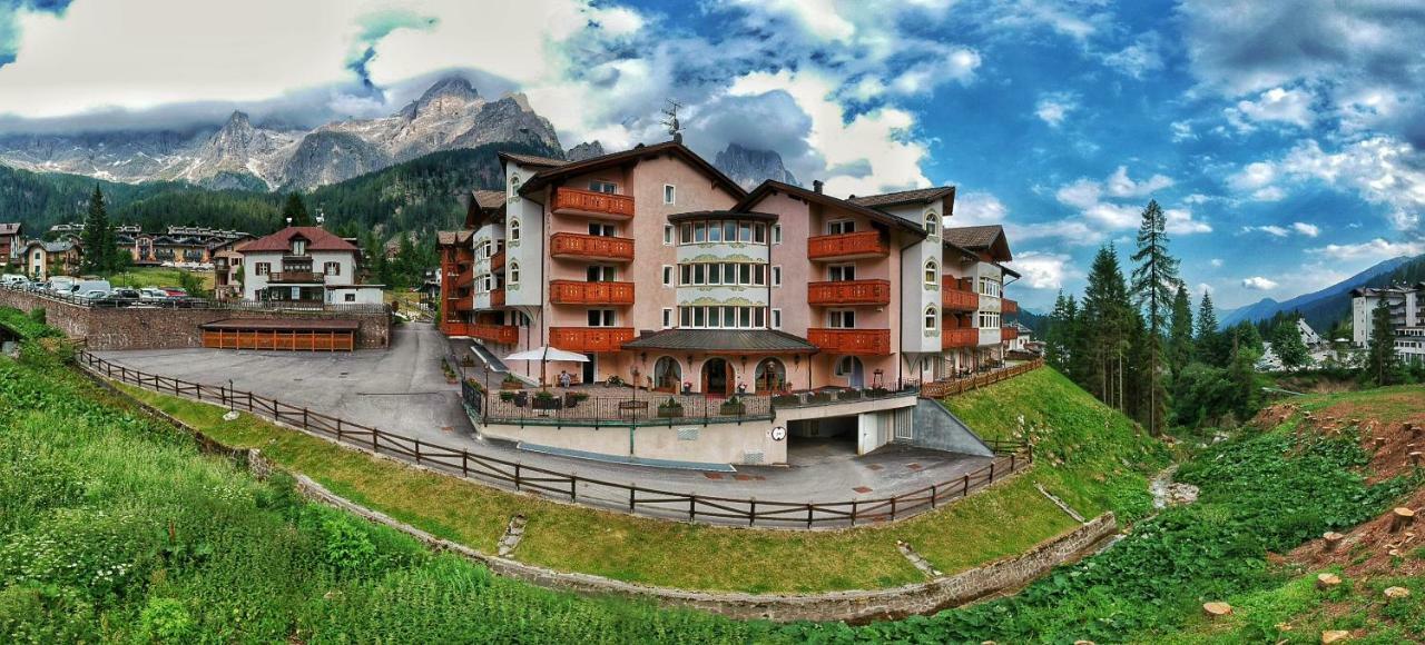 Pez Gajard Aparthotel San Martino Di Castrozza